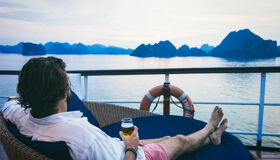 Halong Bay Cruise-Emeraude Cruises